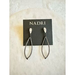Nadri gun medal dangle chandelier earrings ￼